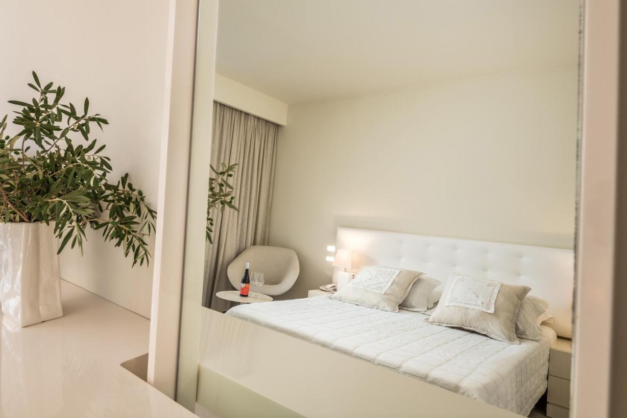 Ino Hotel & Suites Kalamion Bagian luar foto